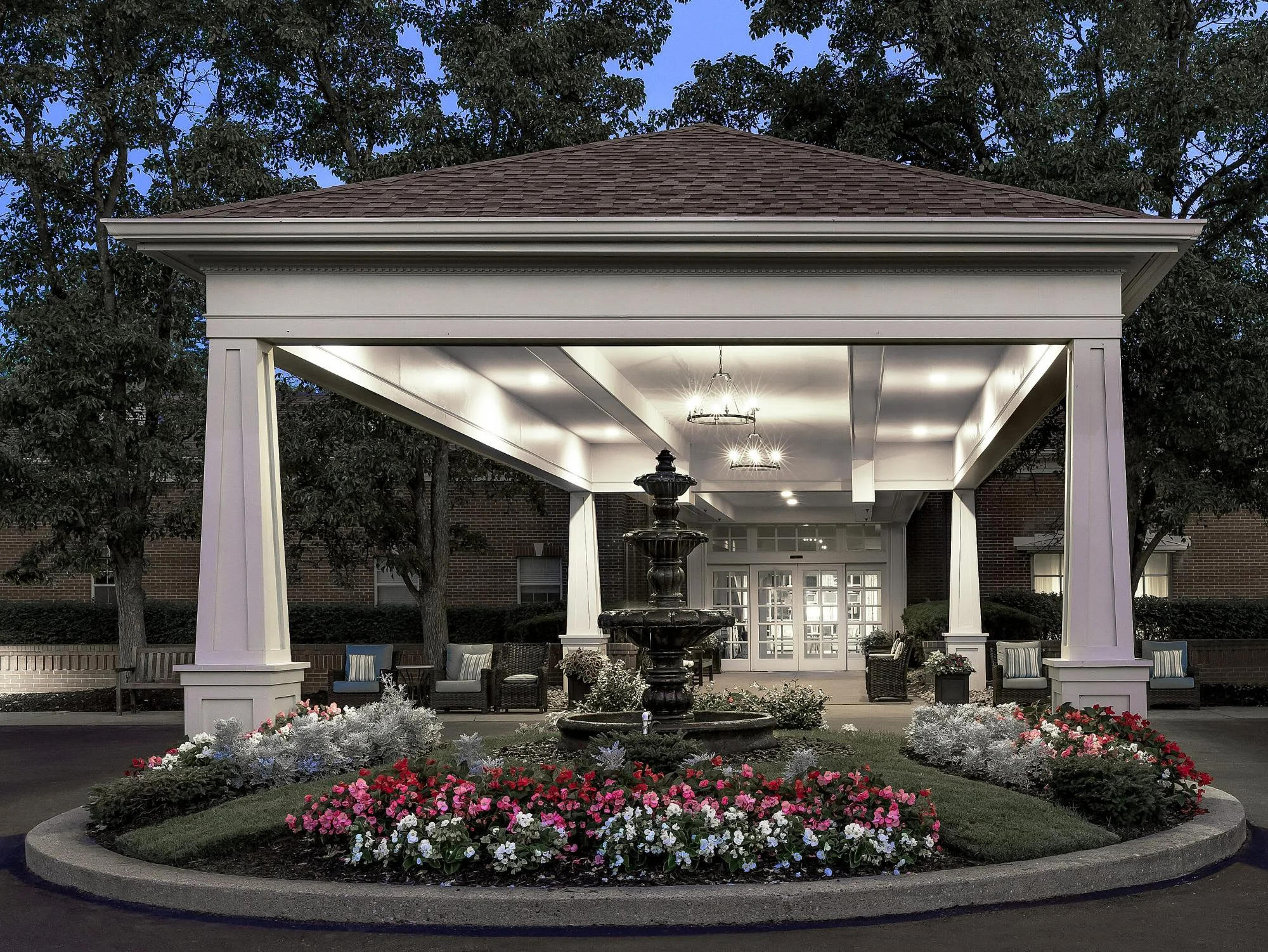 COURTYARD AT SEASONS