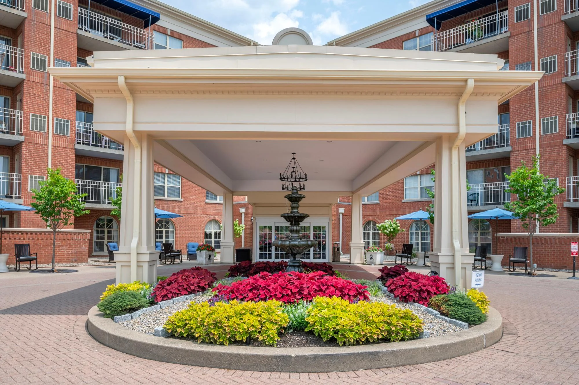 COURTYARD AT SEASONS