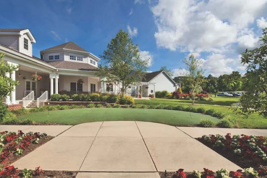 CRESTWOOD MANOR