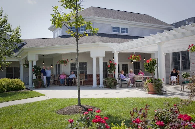 CRESTWOOD MANOR