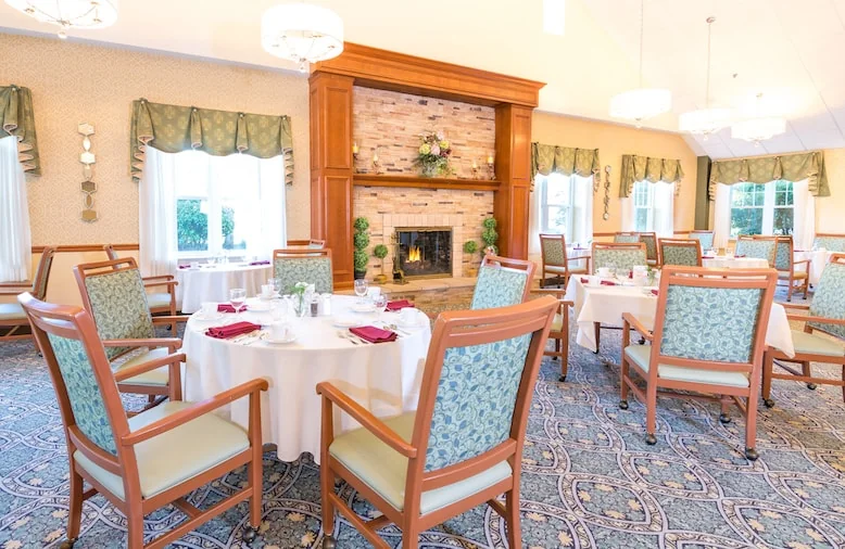 CRESTWOOD MANOR