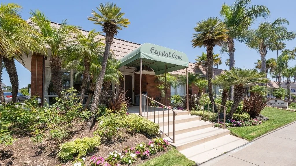 CRYSTAL COVE CARE CENTER