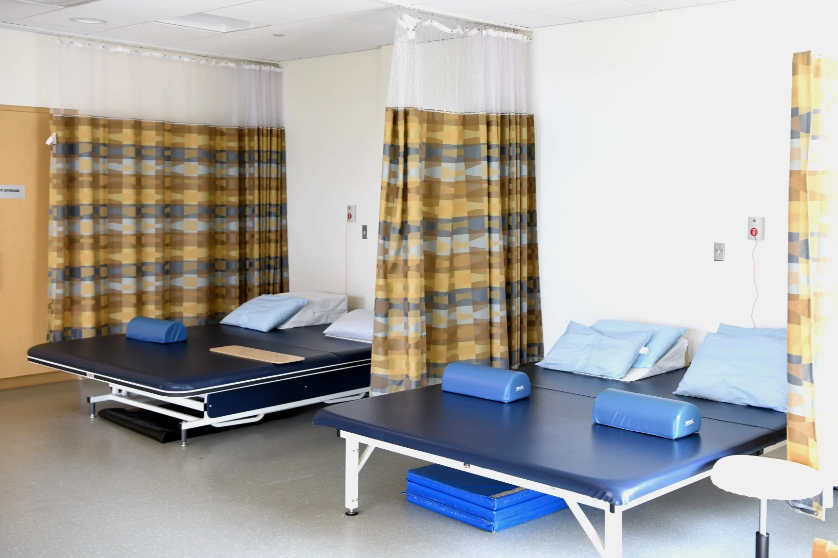 D'YOUVILLE CARE FOR ADVANCED THERAPY