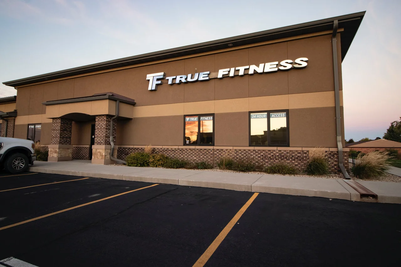 DAKOTA PHYSICAL THERAPY HOME HEALTH CARE
