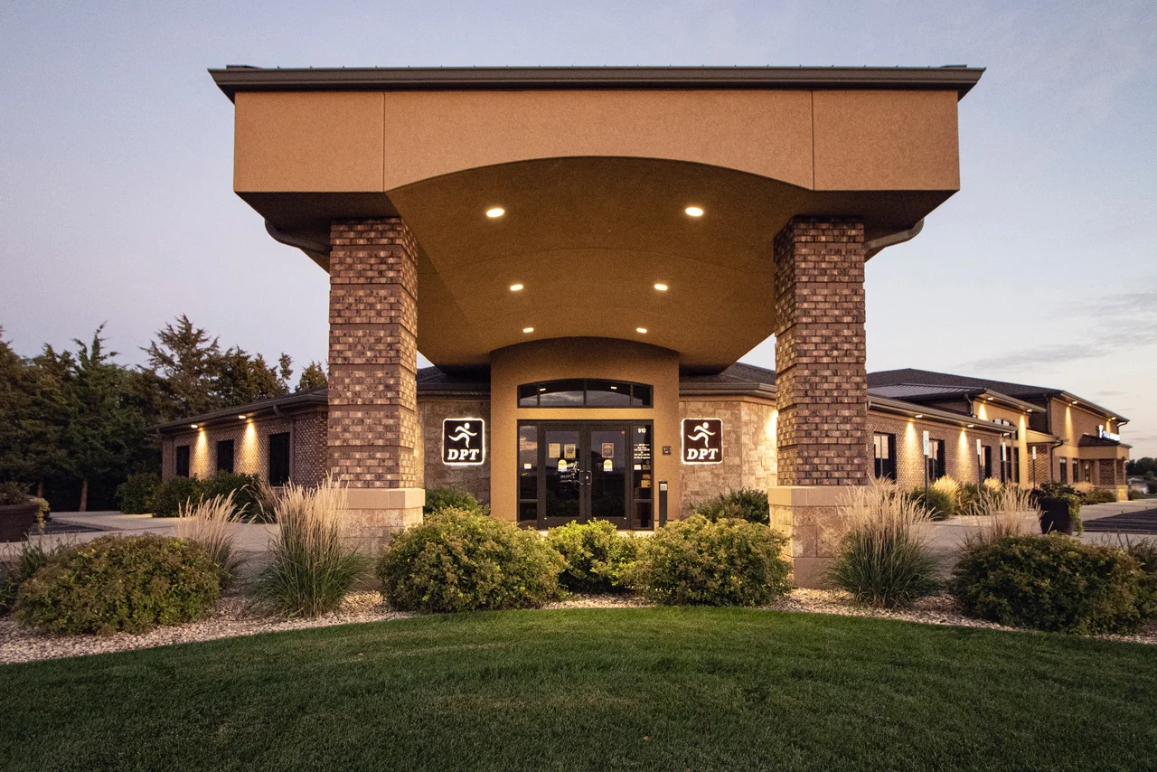 DAKOTA PHYSICAL THERAPY HOME HEALTH CARE