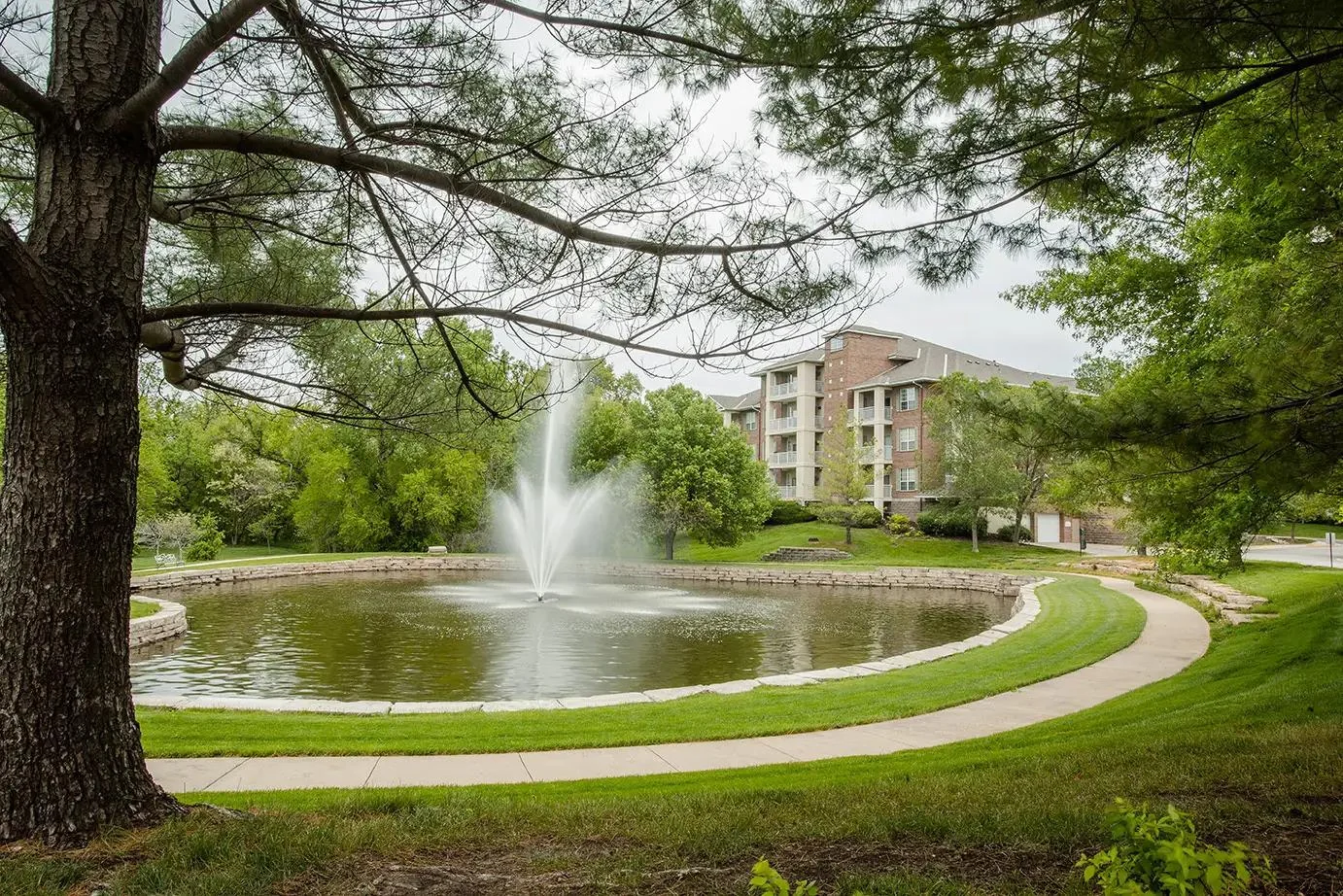 DELMAR GARDENS OF OVERLAND PARK
