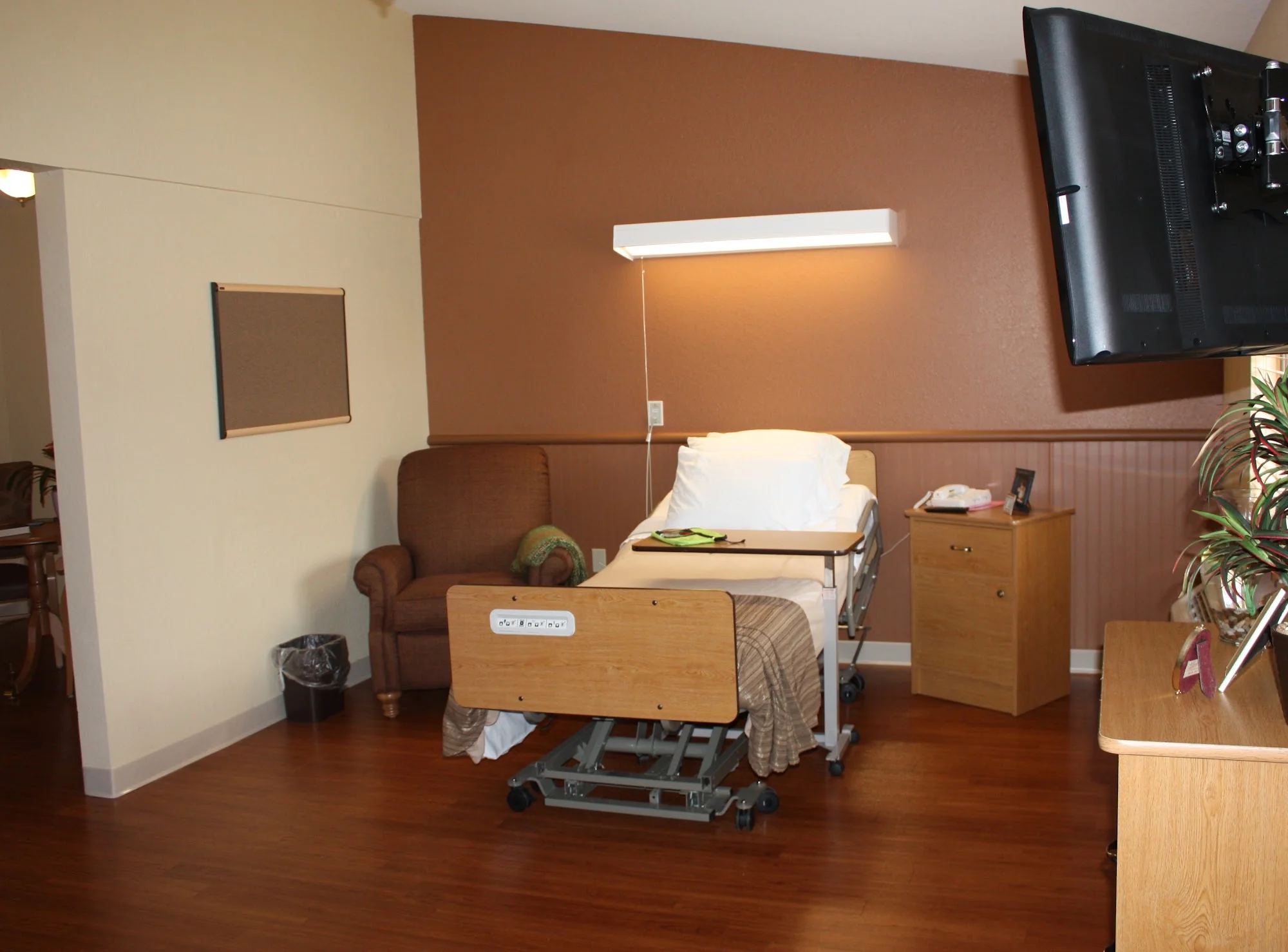 DIAMOND RIDGE HEALTH AND REHABILITATION CENTER