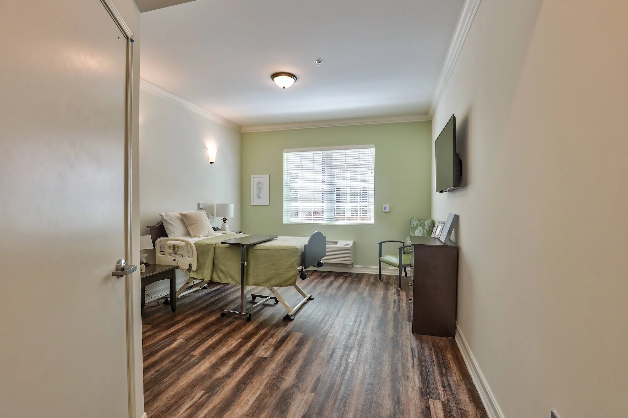 DOLPHIN POINTE HEALTH CARE CENTER