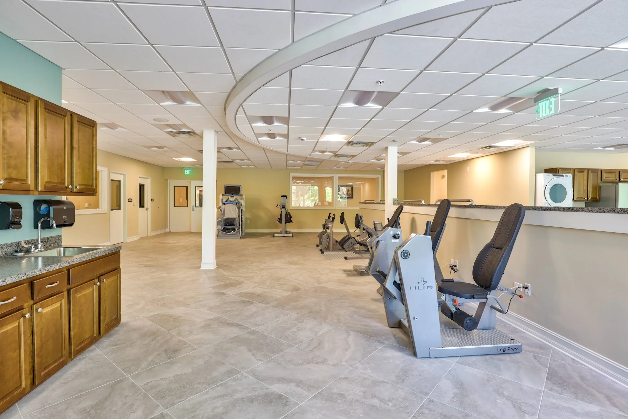 DOLPHIN POINTE HEALTH CARE CENTER