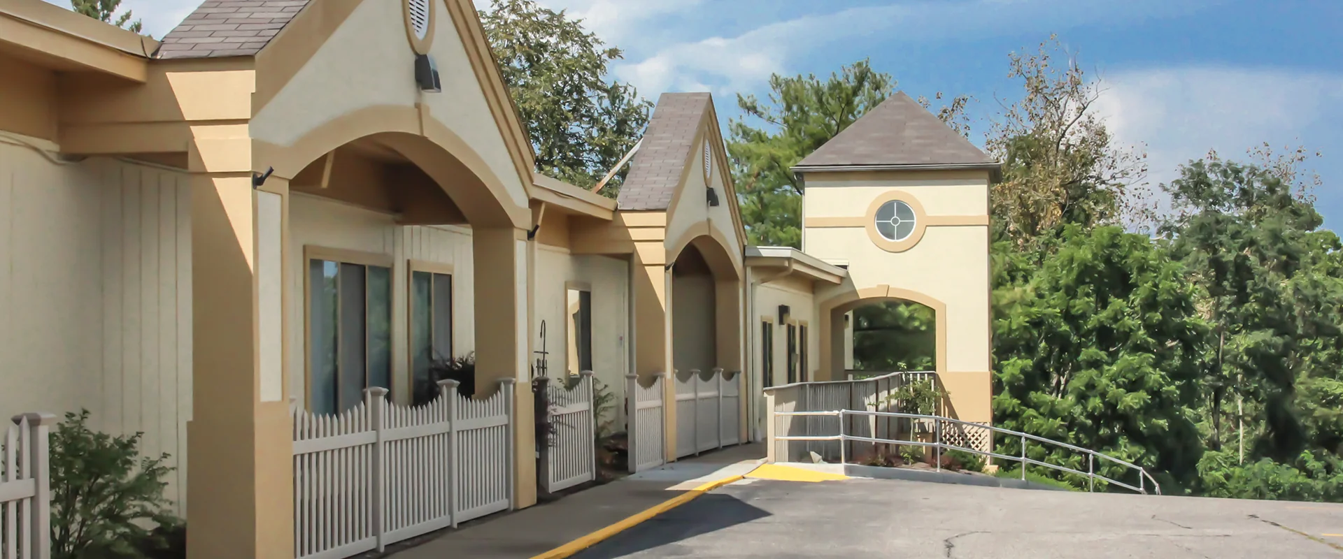 EAGLE POINTE HEALTHCARE CENTER