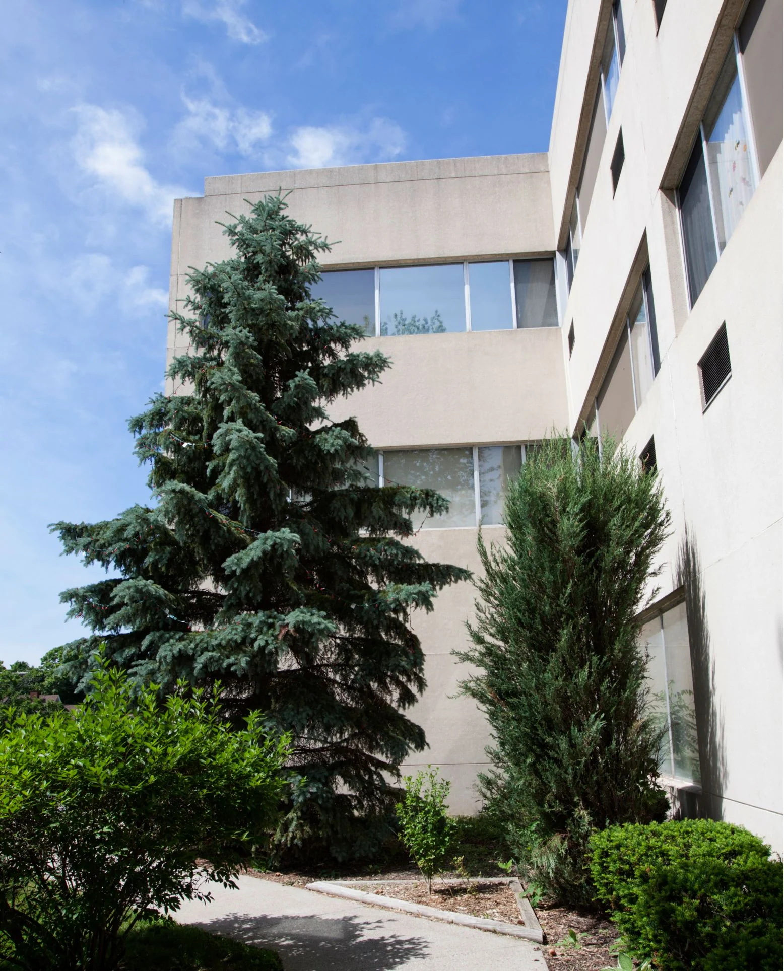 EAST SIDE NURSING HOME