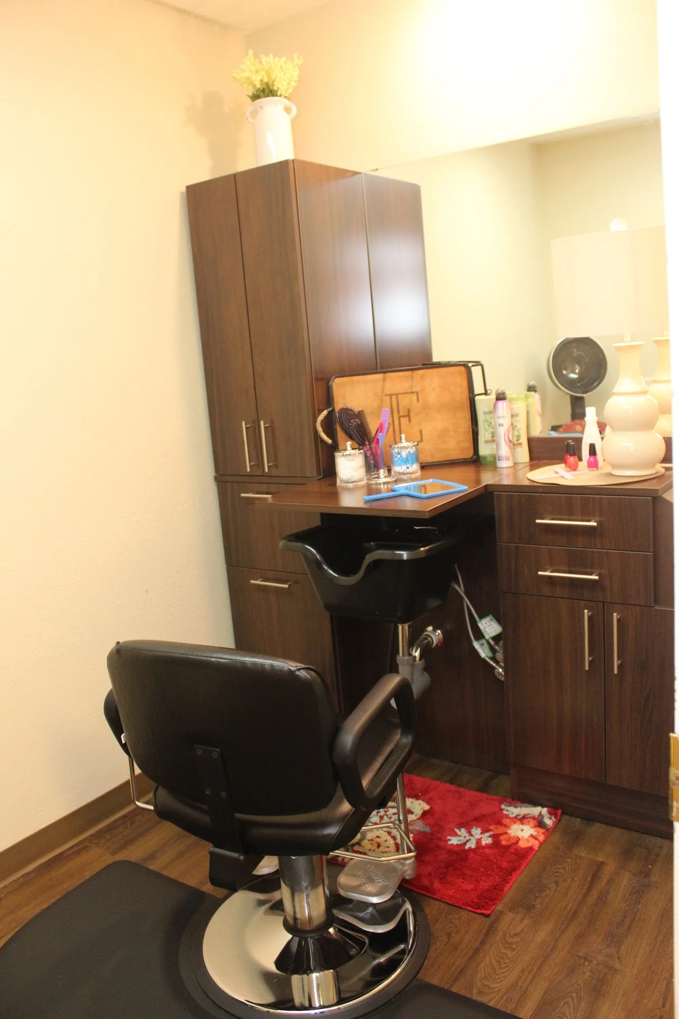EBONY LAKE NURSING AND REHABILITATION CENTER