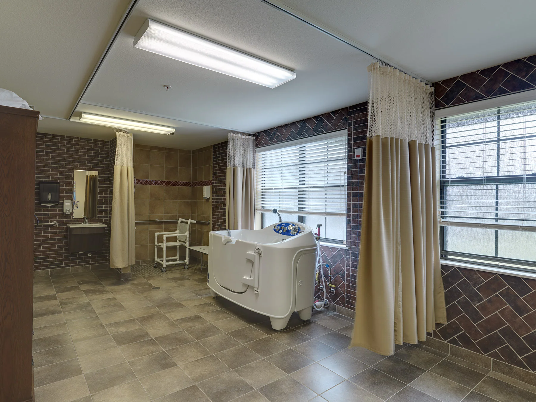 EDGEWOOD REHABILITATION AND CARE CENTER