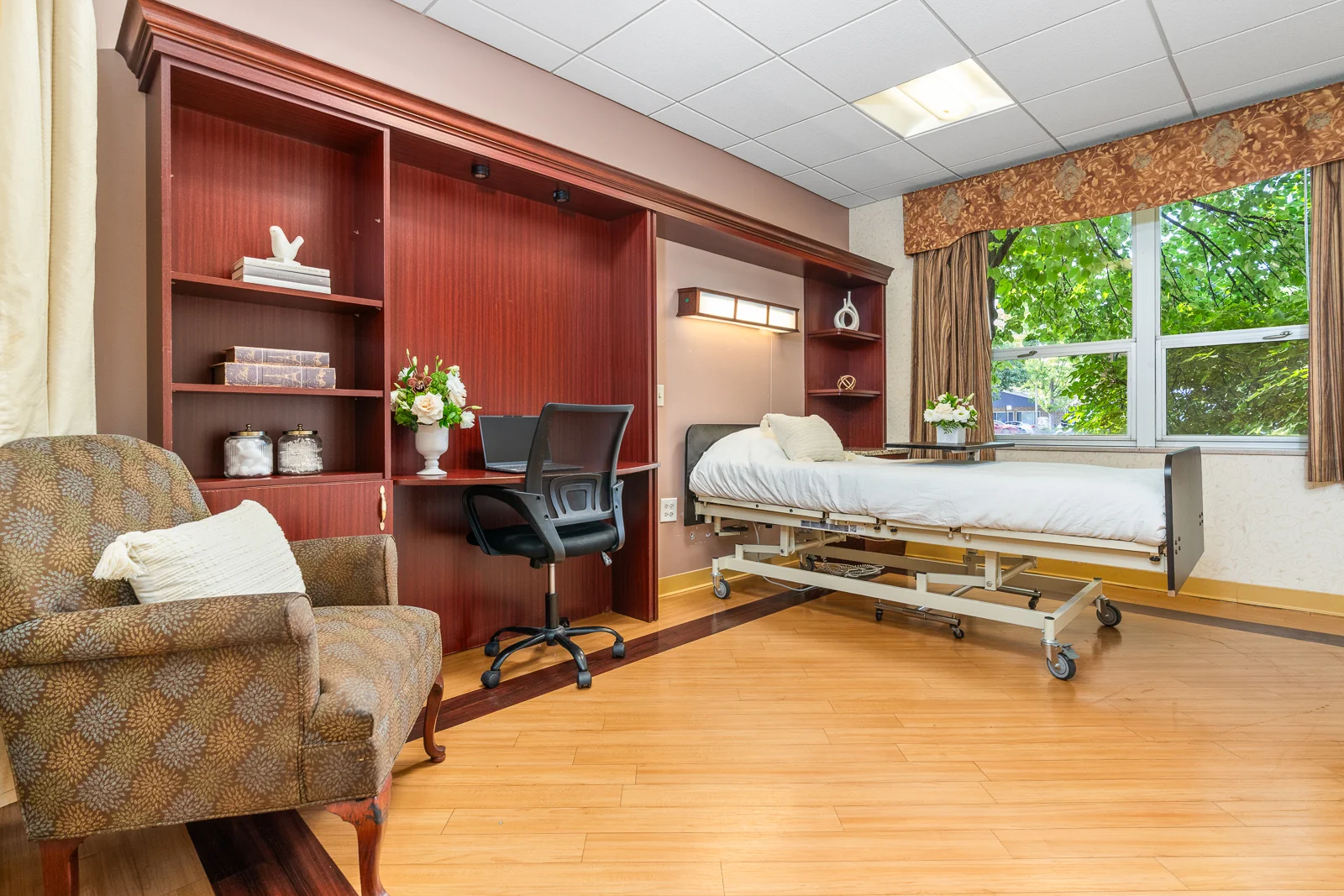 Elevate Care Chicago North - Skilled Nursing photo