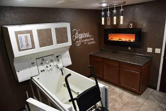 ELKADER CARE CENTER
