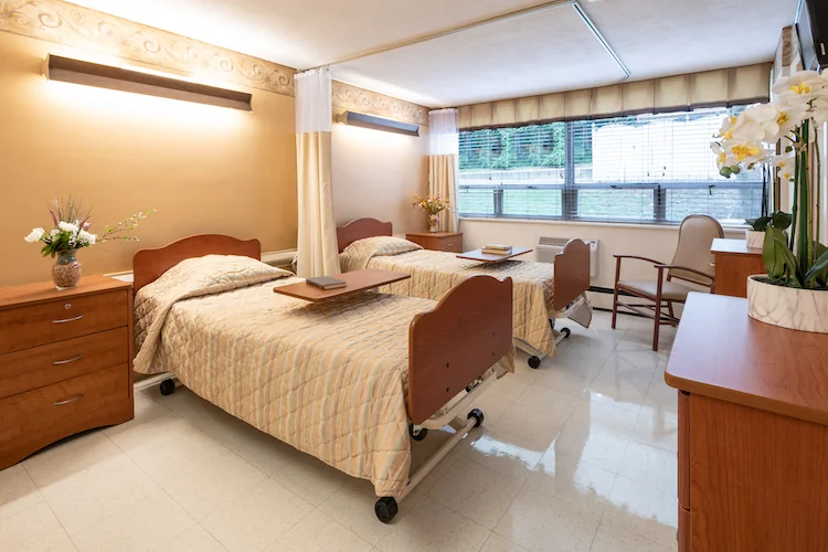 ELKINS CREST HEALTH & REHABILITATION CENTER