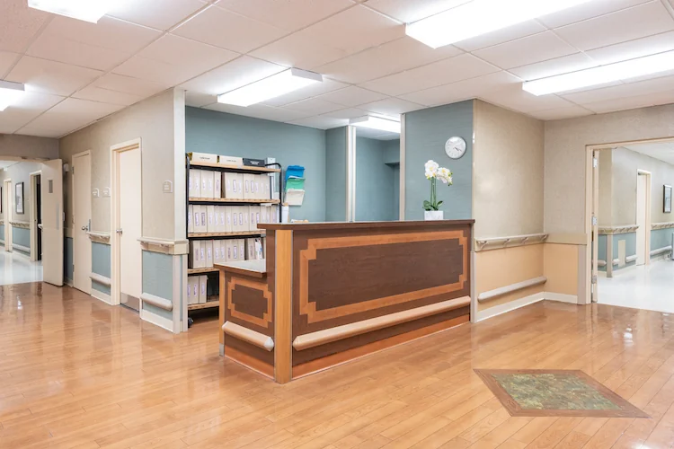 ELKINS CREST HEALTH & REHABILITATION CENTER