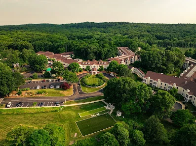 ESSEX MEADOWS HEALTH CENTER
