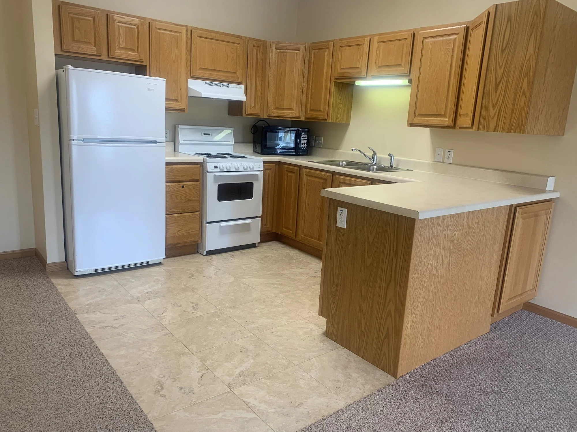 EVANS SENIOR LIVING COMMUNITY