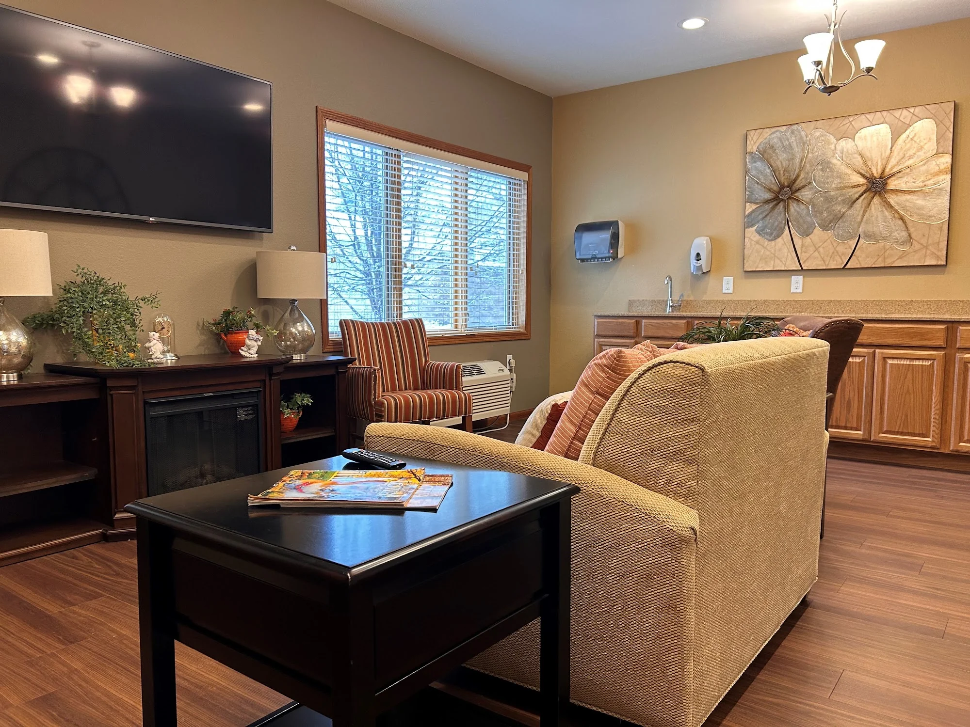 EVANS SENIOR LIVING COMMUNITY