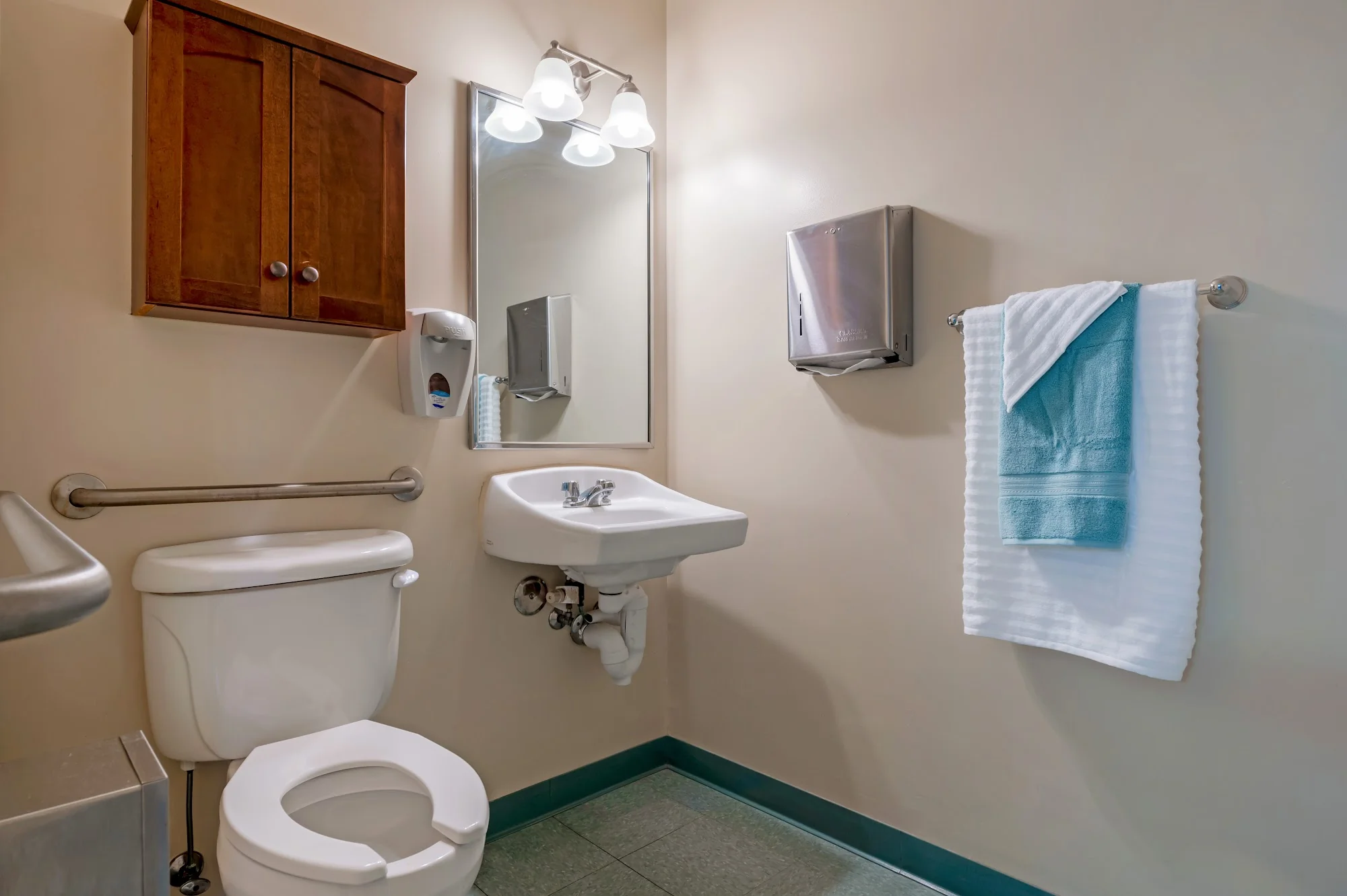 FAIR OAKS REHAB & HEALTHCARE