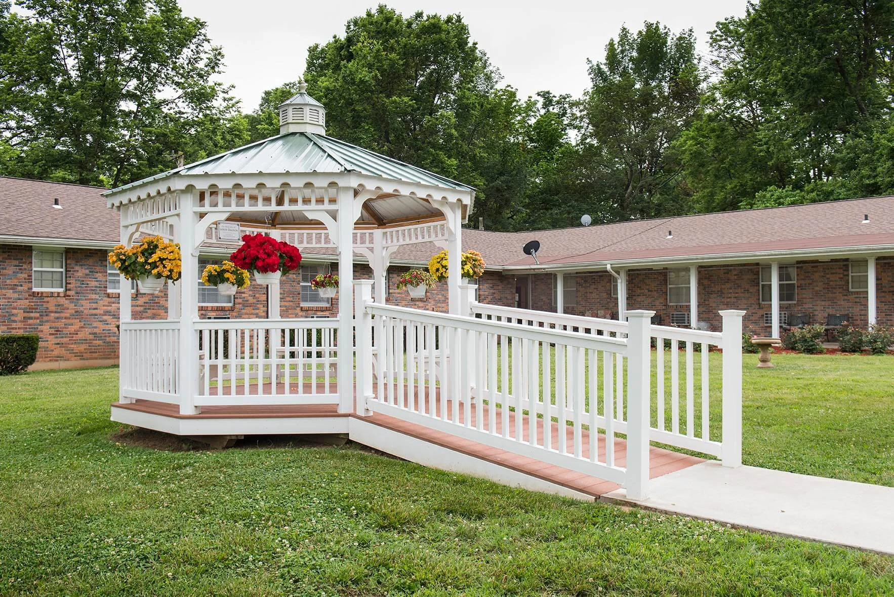 FARMINGTON PRESBYTERIAN MANOR