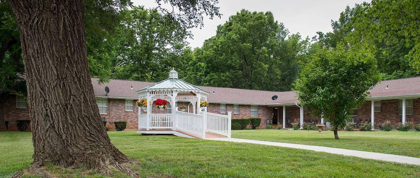FARMINGTON PRESBYTERIAN MANOR