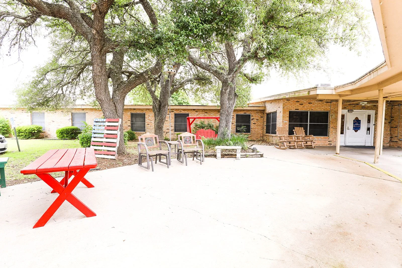 FLATONIA HEALTHCARE CENTER