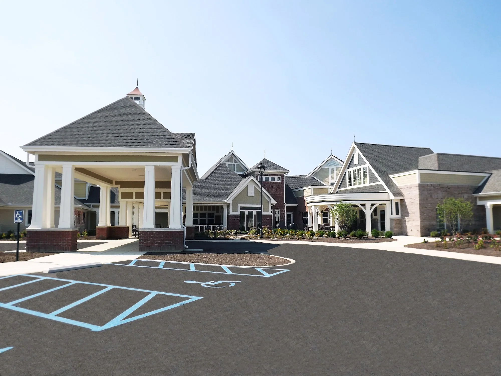 FOX RUN MANOR