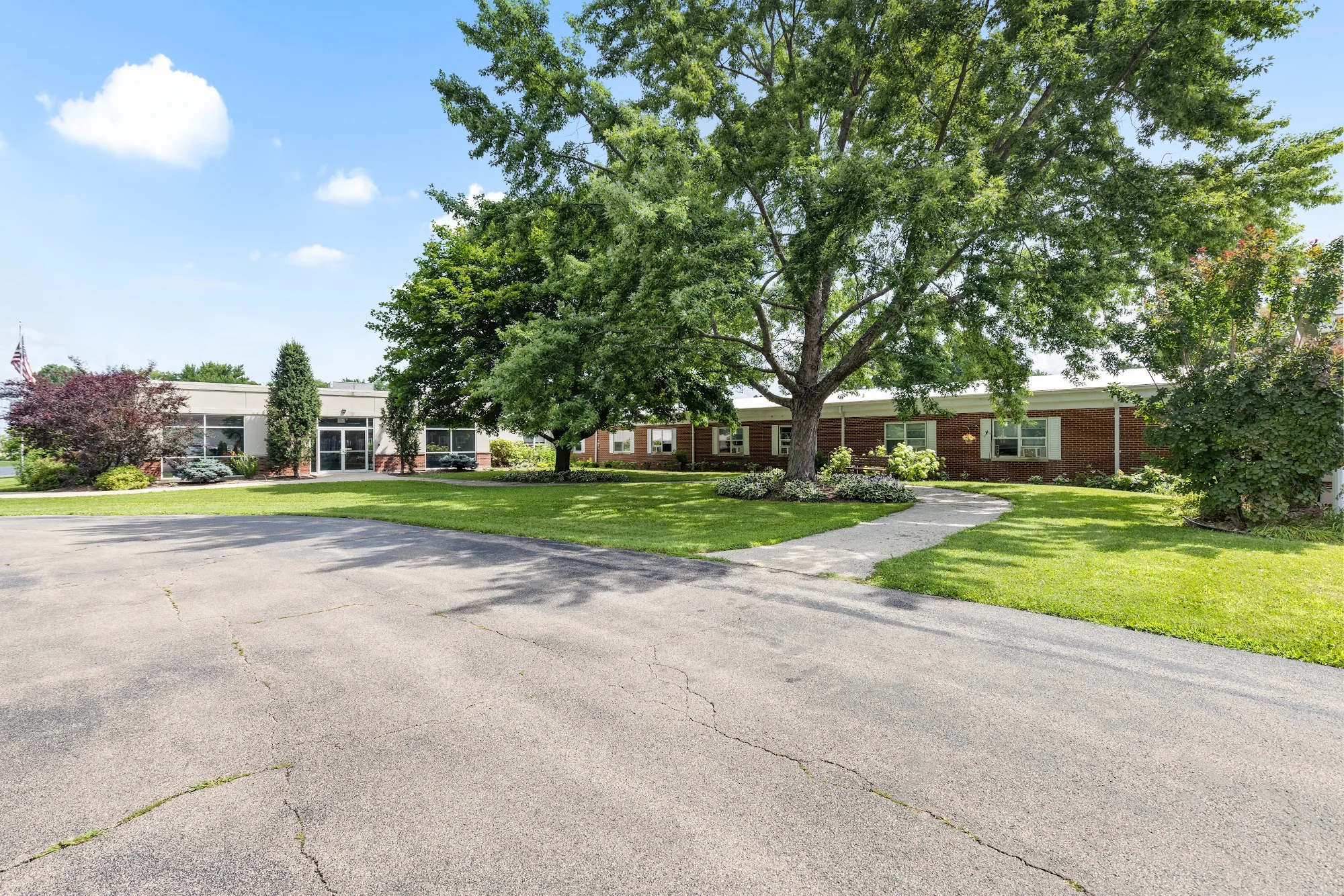 FRANKLIN GROVE LIVING AND REHAB