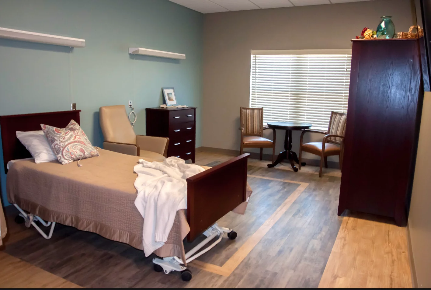 FRANKLIN GROVE LIVING AND REHAB