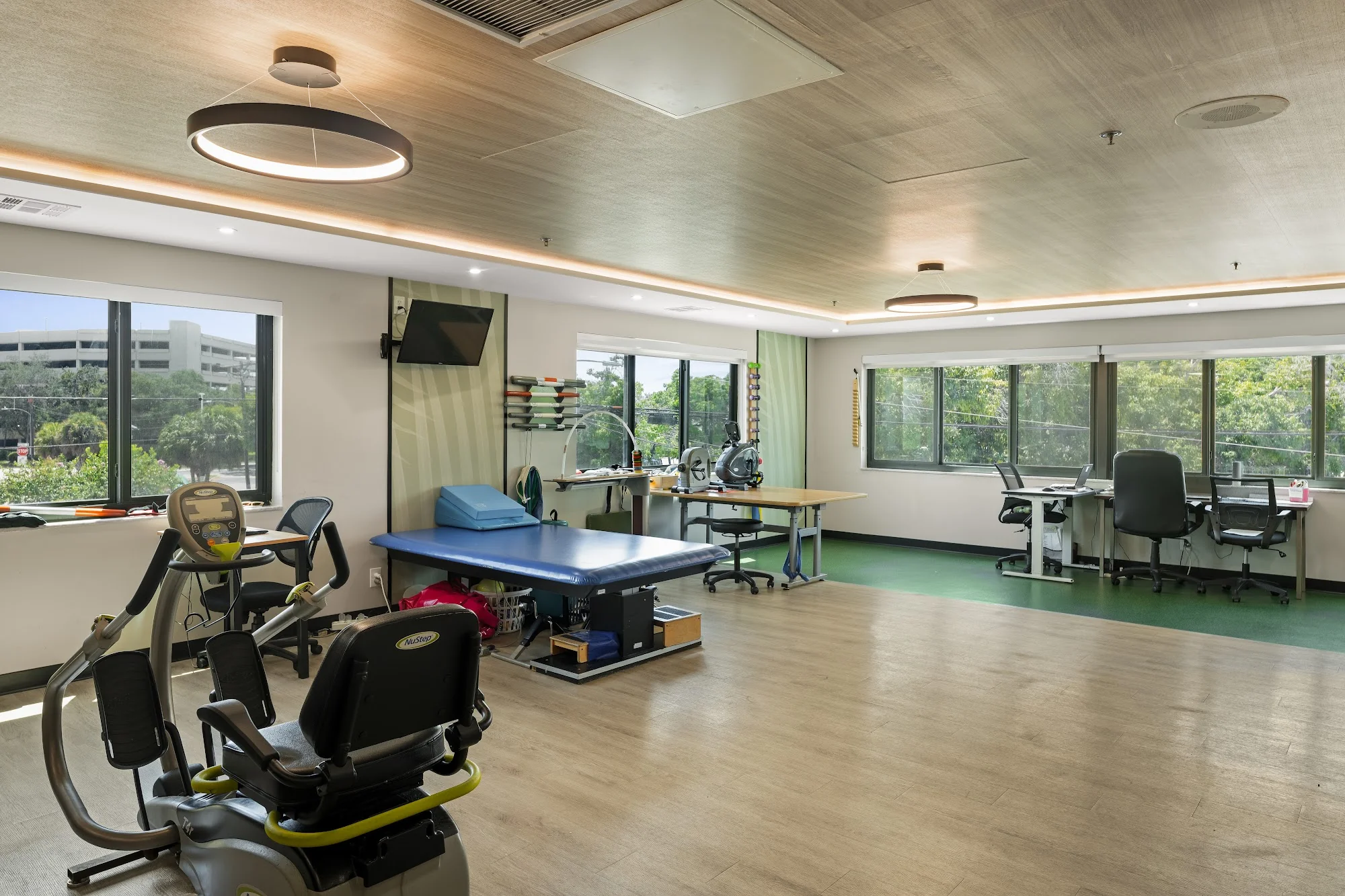 FT LAUDERDALE HEALTH & REHABILITATION CENTER