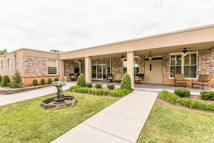 GALLATIN  CENTER FOR REHABILITATION AND HEALING