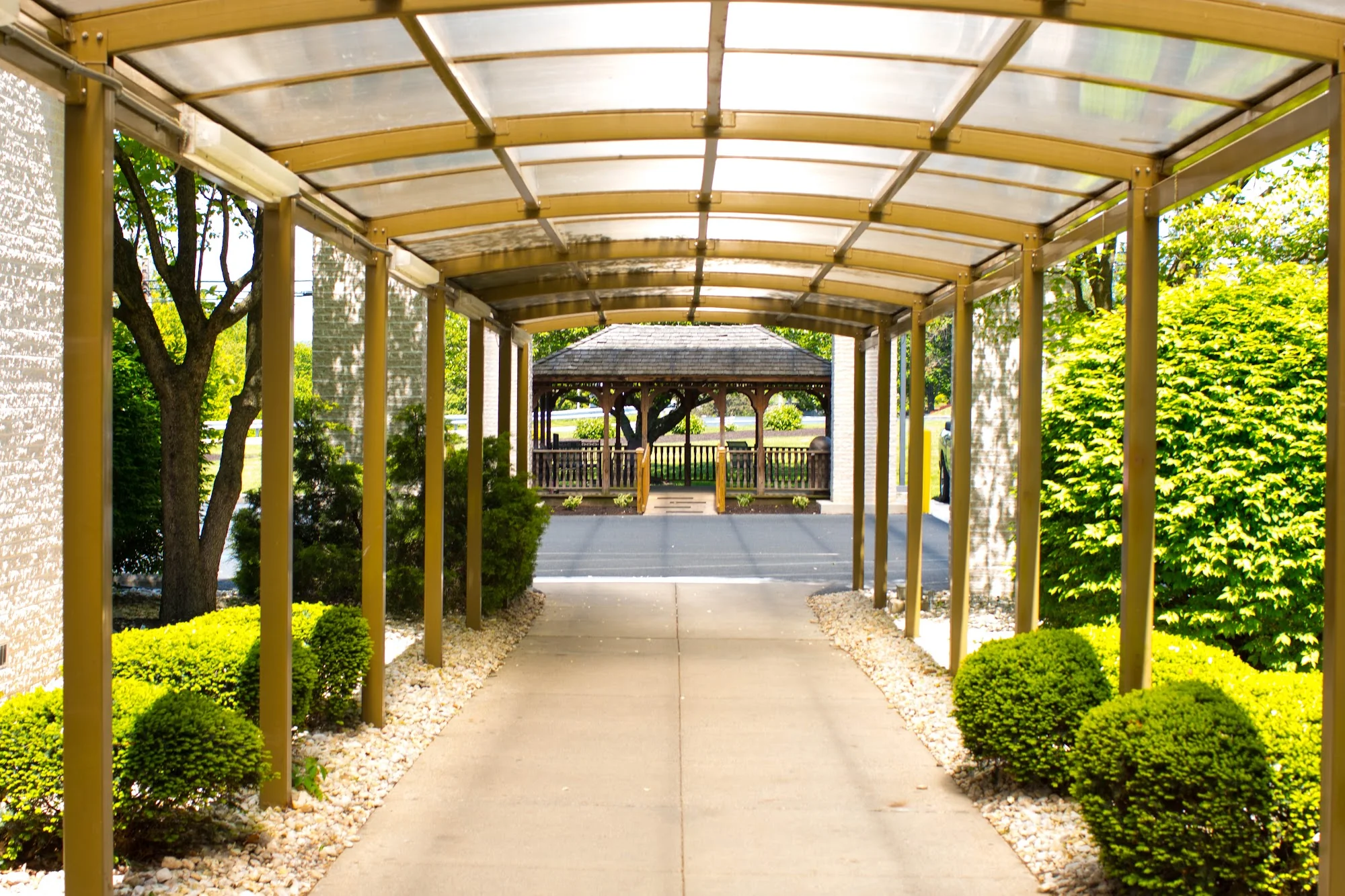 GARDENS AT WEST SHORE, THE