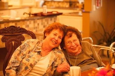 GLENOAKS SENIOR LIVING CAMPUS