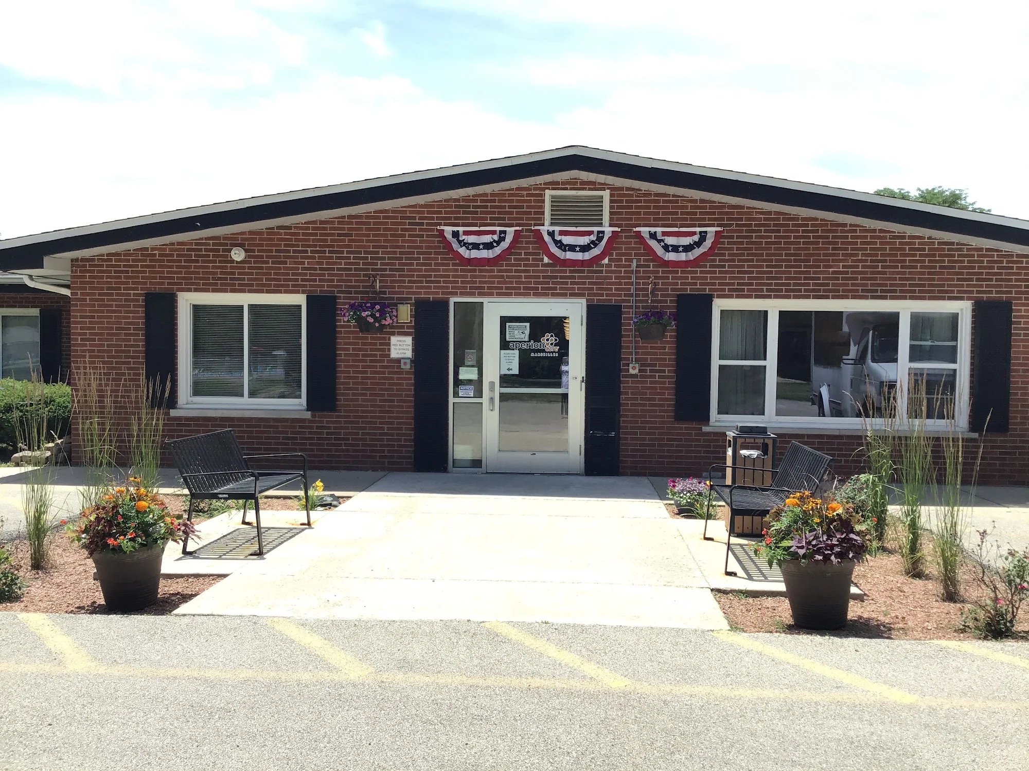 GOLDWATER CARE MARSEILLES