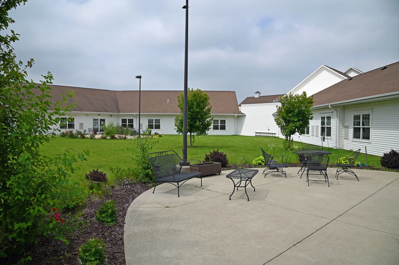 GOLDWATER PONTIAC NURSING HOME
