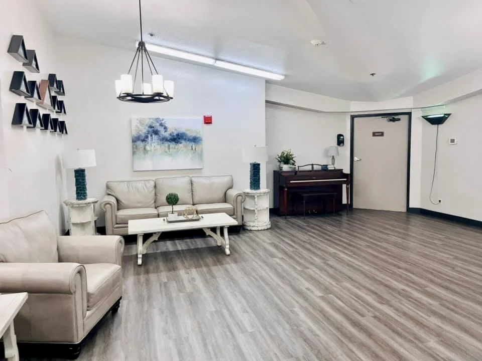 GRAHAM OAKS CARE CENTER