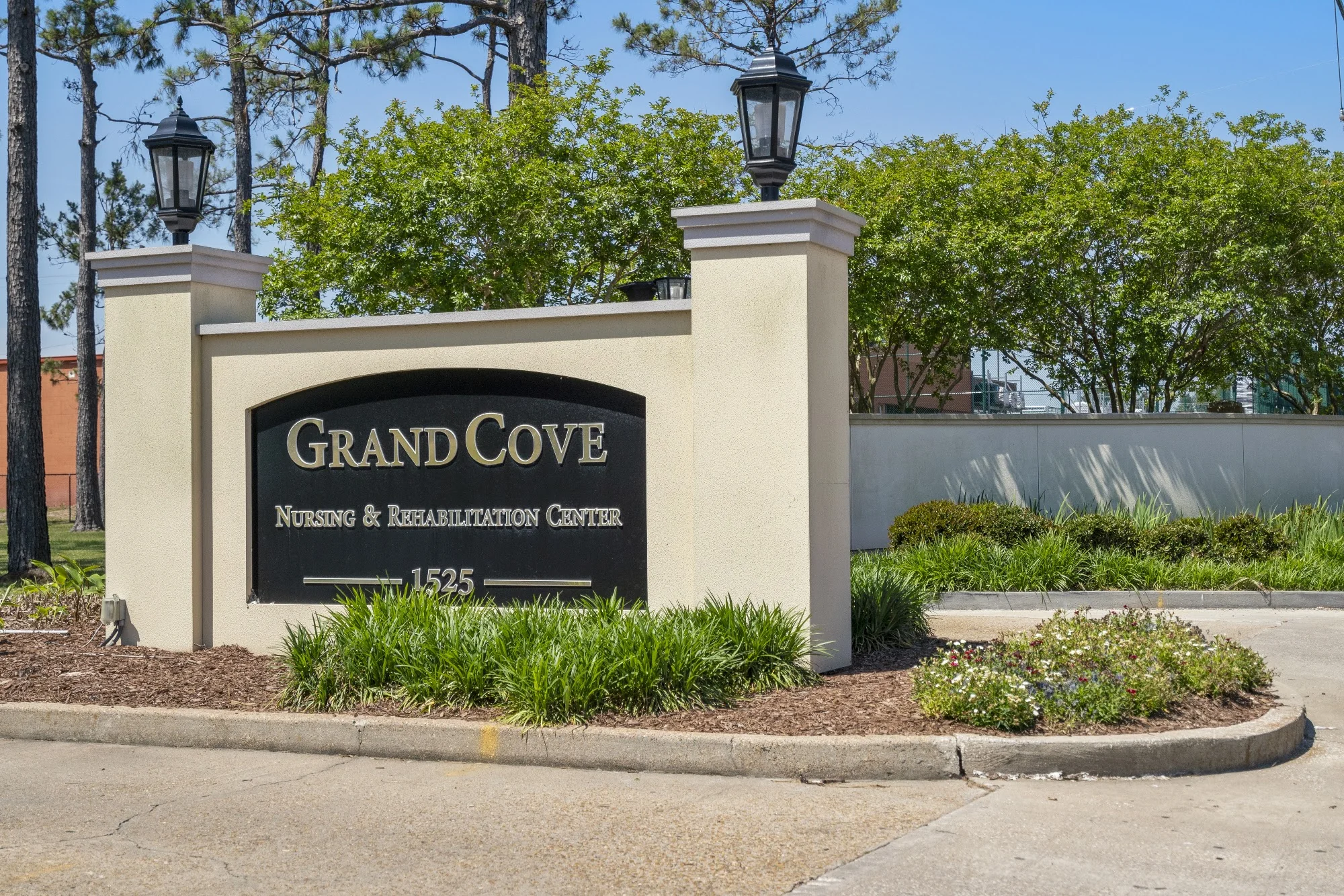 GRAND COVE NURSING & REHABILITATION CENTER