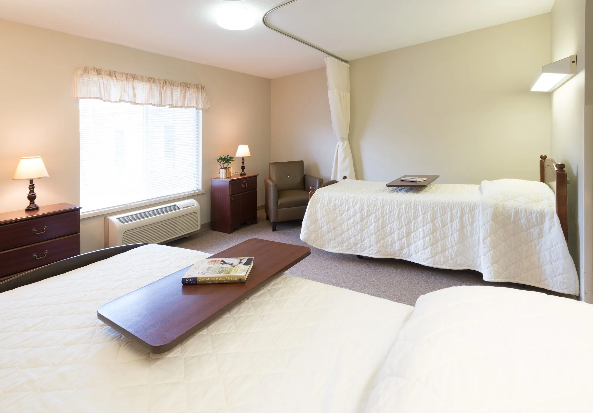 GRAND RAPIDS CARE CENTER