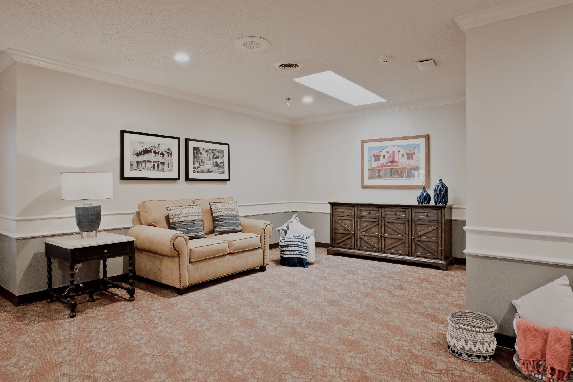 HALLETTSVILLE NURSING AND REHABILITATION