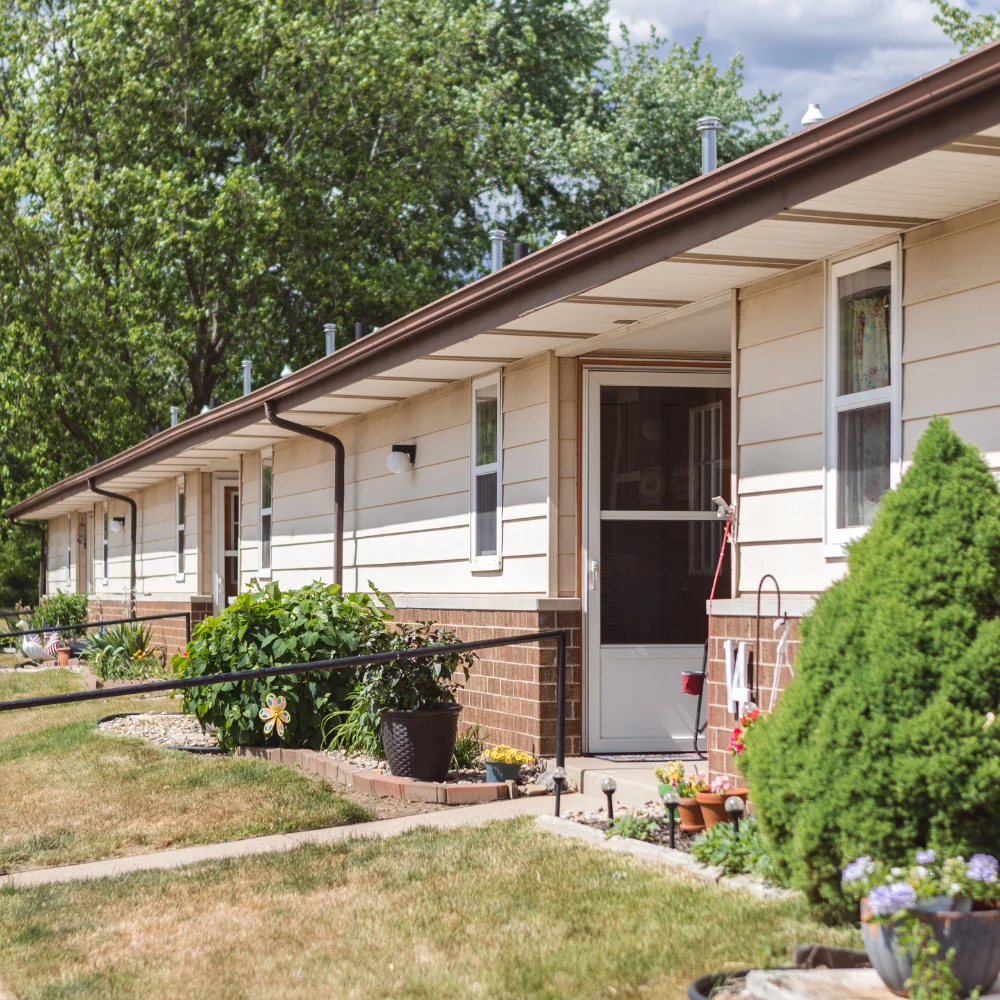 HAMILTON GROVE