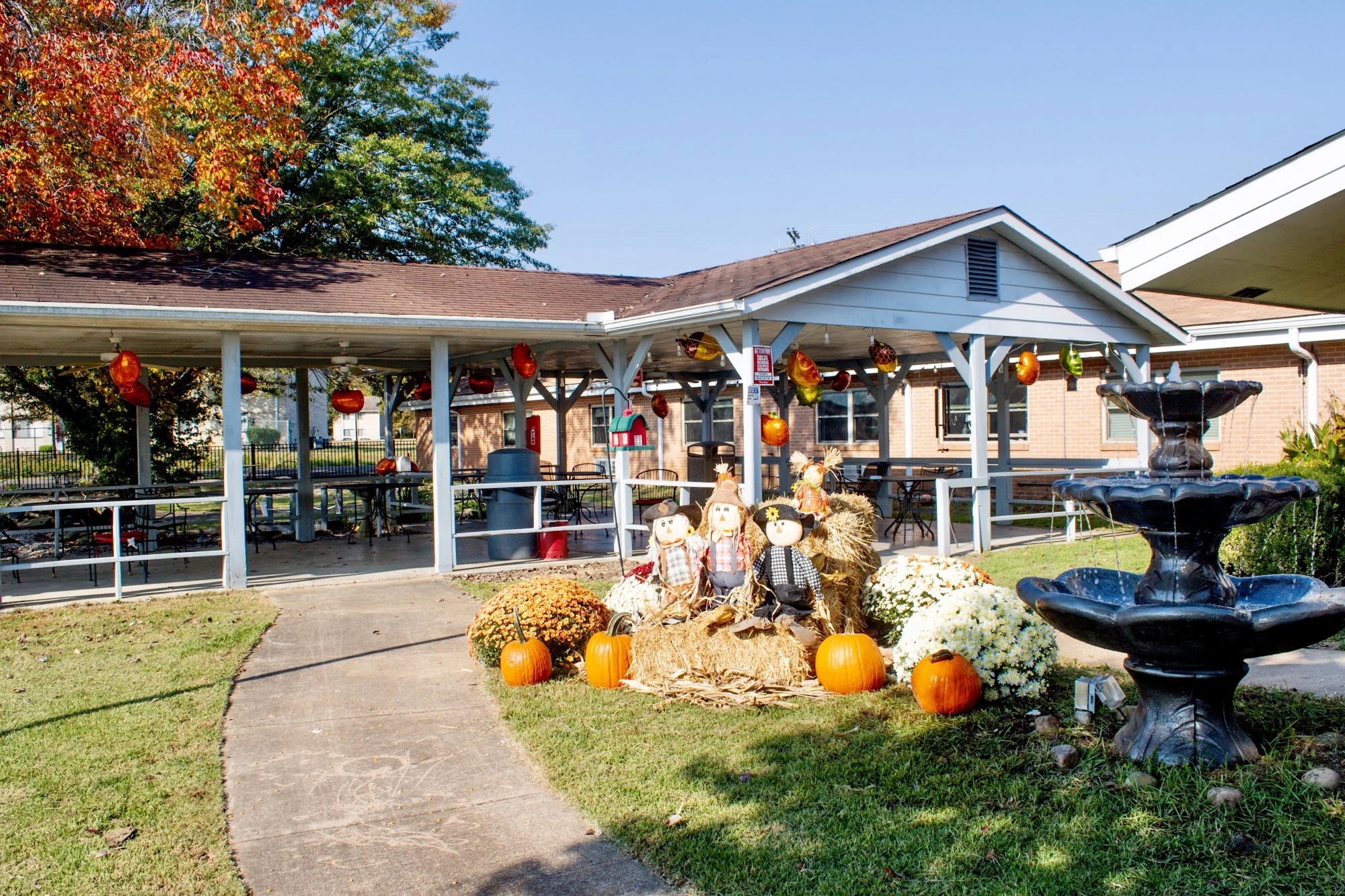 HENDERSON HEALTH AND REHABILITATION CENTER