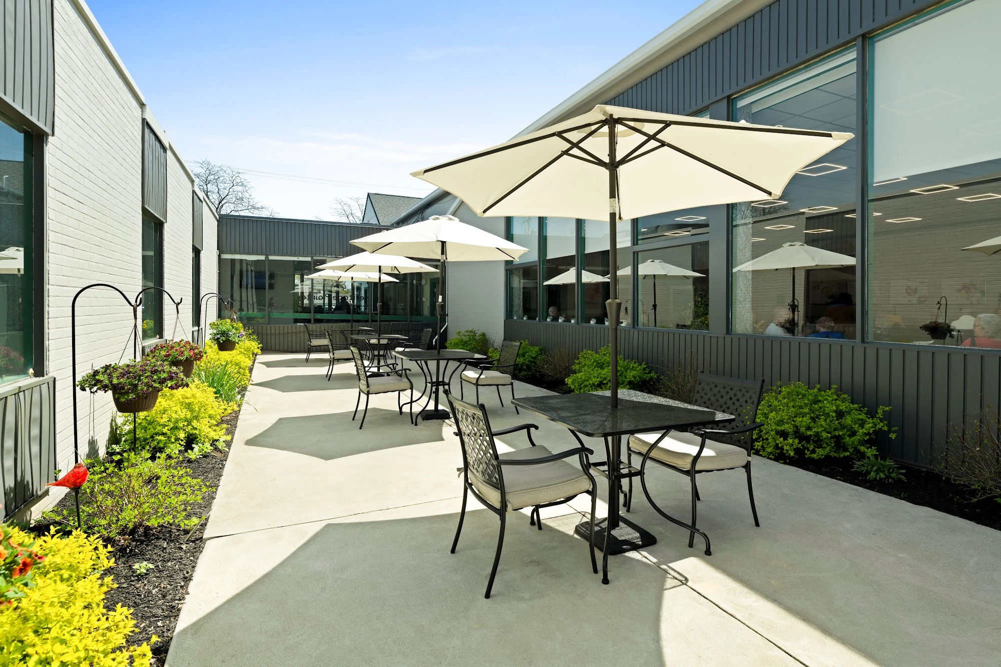 HERITAGE POINTE REHABILITATION AND HEALTHCARE CTR