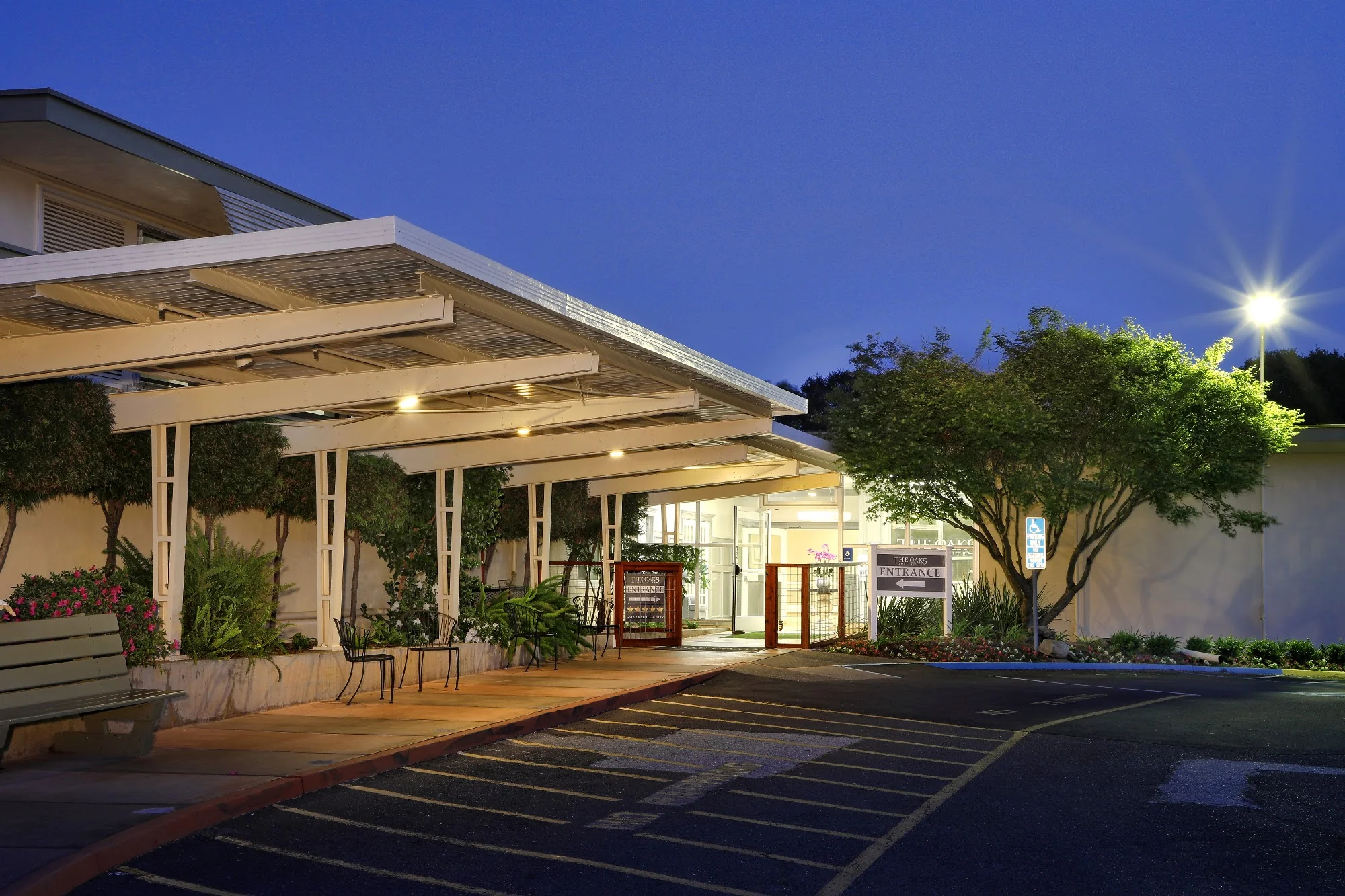 HILLCREST POST ACUTE