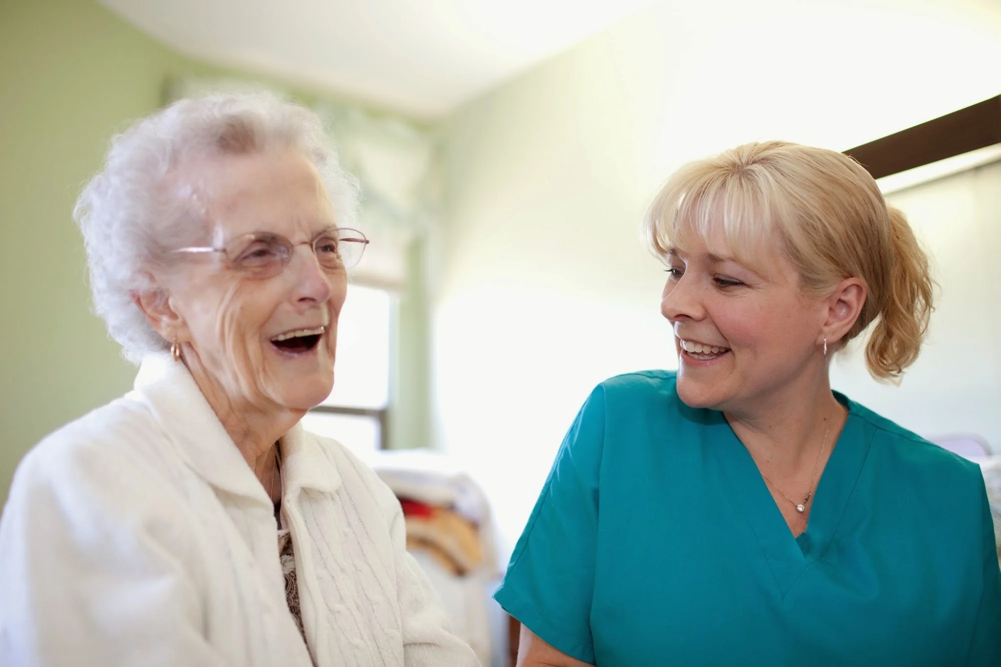 HOLIDAY RETIREMENT HOME INC