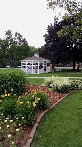 HOLT SENIOR CARE AND REHAB CENTER
