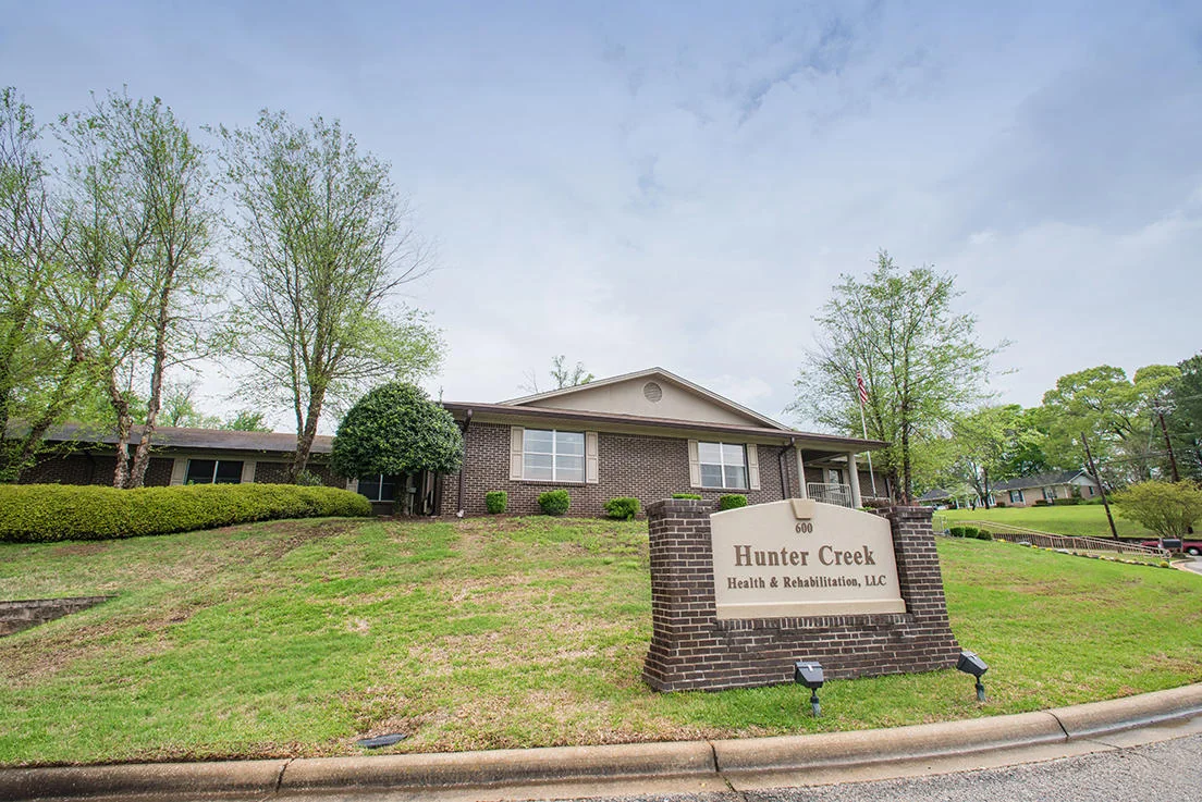 HUNTER CREEK HEALTH AND REHABILITATION, LLC