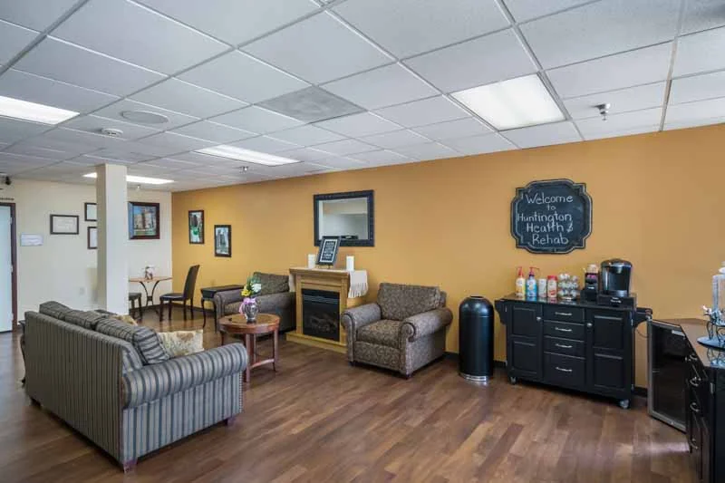 HUNTINGTON HEALTH AND REHABILITATION CENTER
