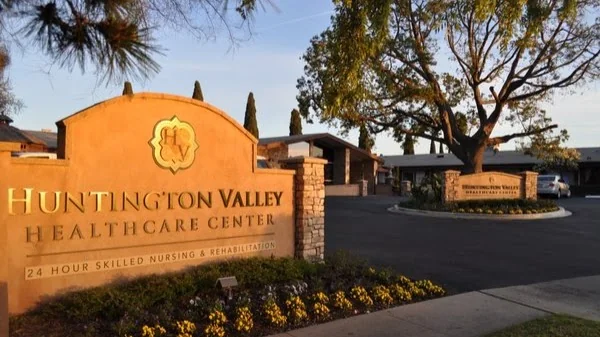 HUNTINGTON VALLEY HEALTHCARE CENTER